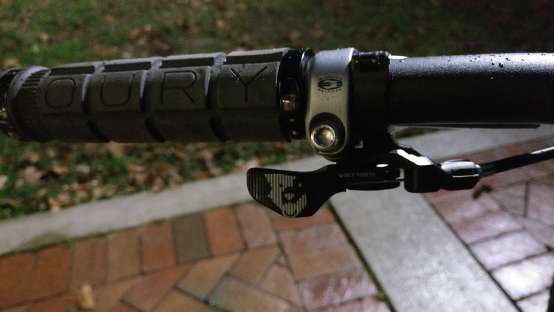 Illustration for article titled Bike is functional/Wolf Tooth dropper remote review